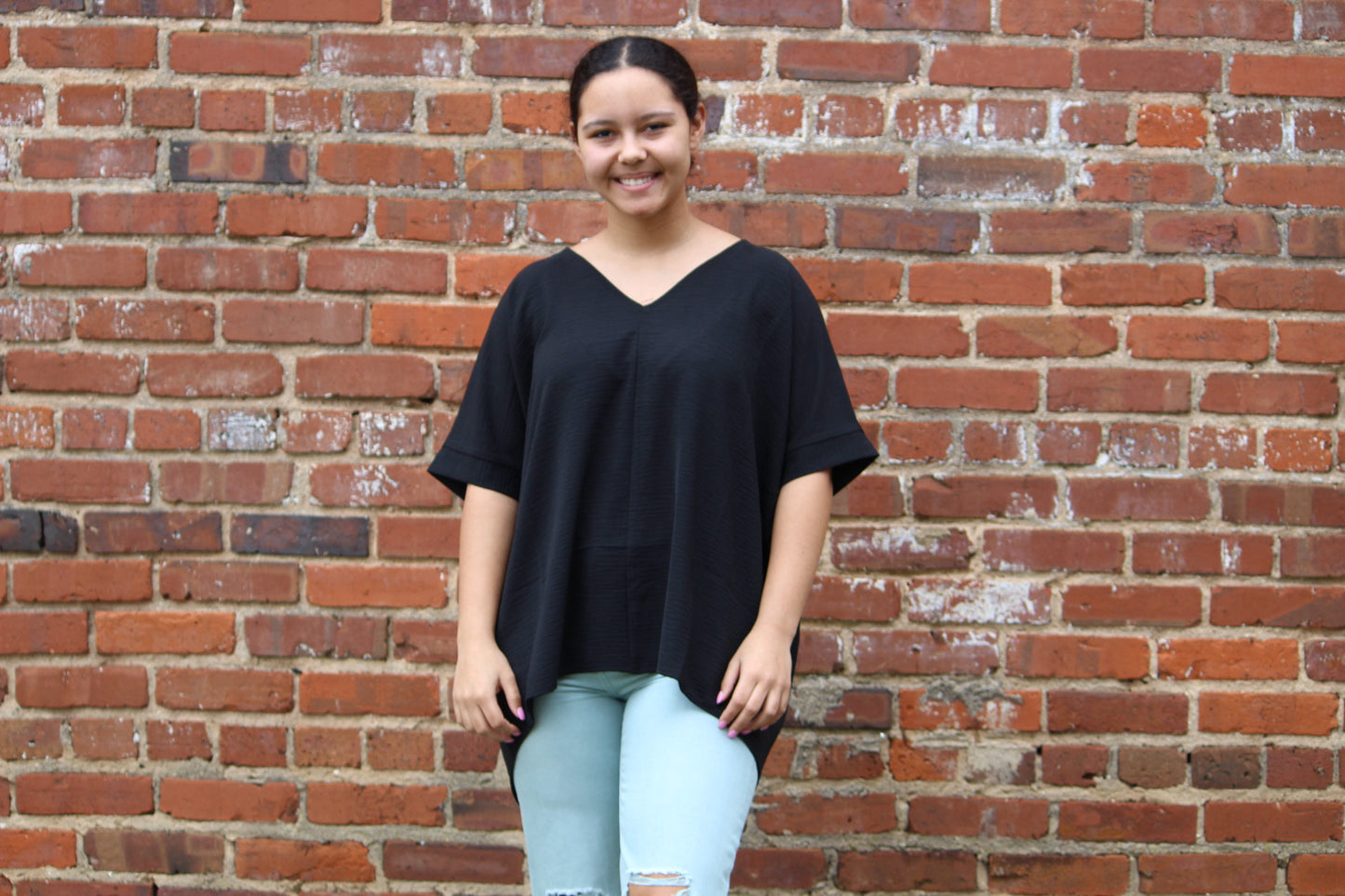 Lennon V-Neck Tee